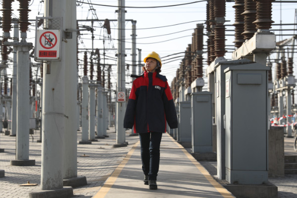 烏海電業局變電管理處：抗疫路上，與“莉”同行