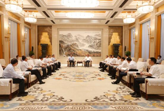 湖北省委書記應勇、省長王曉東會見國家電網董事長、黨組書記毛偉明