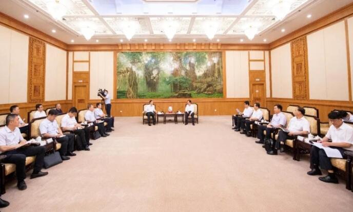 中核集團(tuán)總經(jīng)理、黨組副書記顧軍與福建省委副書記、代省長王寧會(huì)談