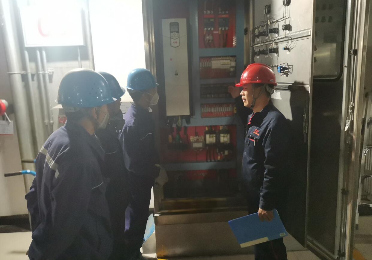 就地過年心中暖，春節在崗你最美