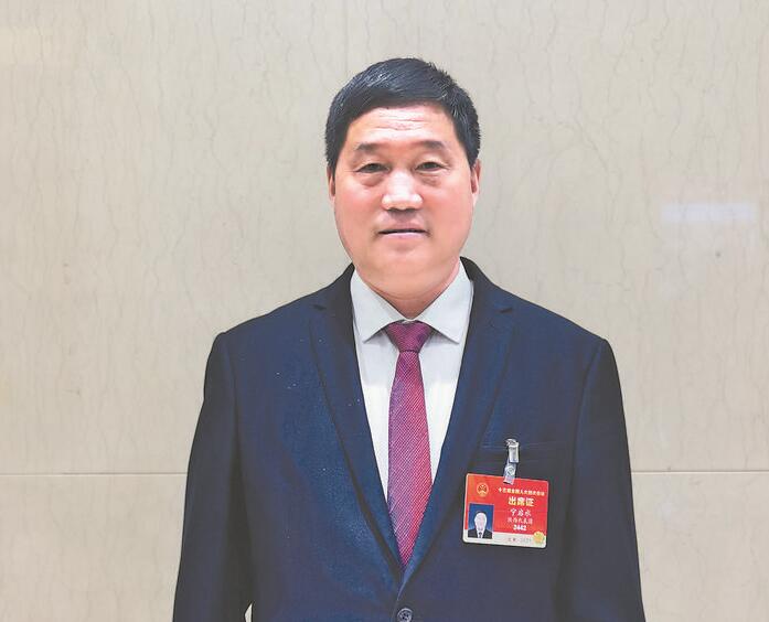 全國人大代表 寧啟水:建設特高壓外送通道 推進清潔能源外送