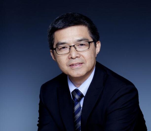 歐陽明高:對發展電動汽車的質疑應該停止了