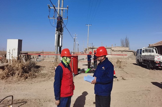 國網(wǎng)張掖肅南縣供電公司:深化實(shí)施“黨建+安全” 筑牢安全堅(jiān)實(shí)防線