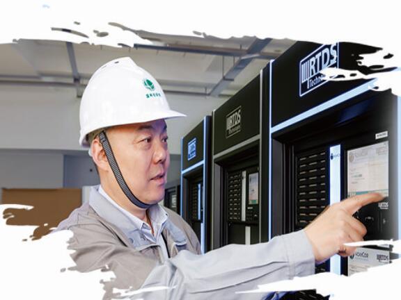 文衛(wèi)兵:勇攀特高壓技術(shù)高峰