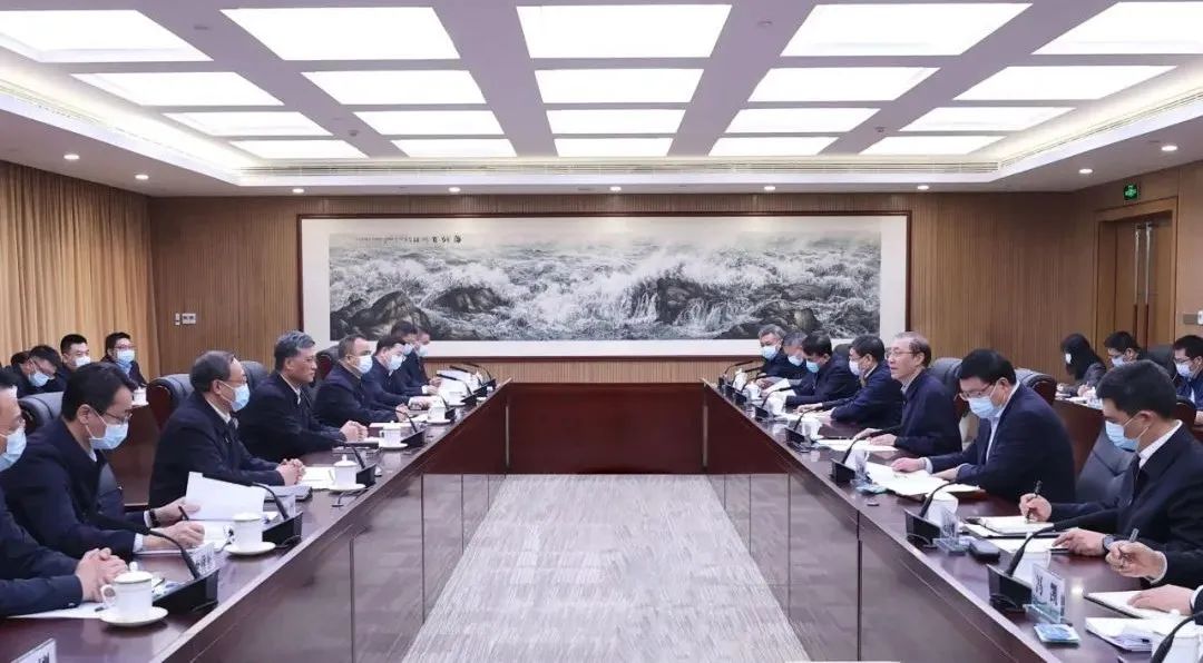 辛保安、張智剛與新疆維吾爾自治區、新疆生產建設兵團領導會談