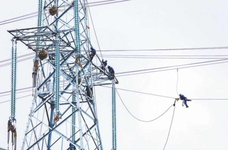 攻堅克難建設忙 灣區發展電力足