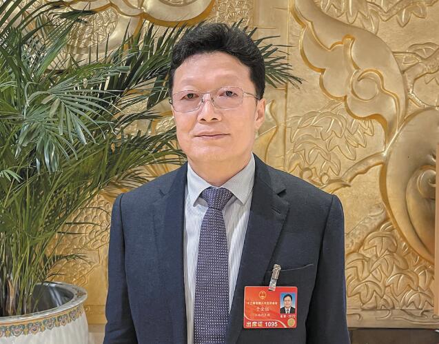 【兩會】國家電網黨校常務副校長于金鎰：開展技術創新和示范應用 加快構建新型電力系統