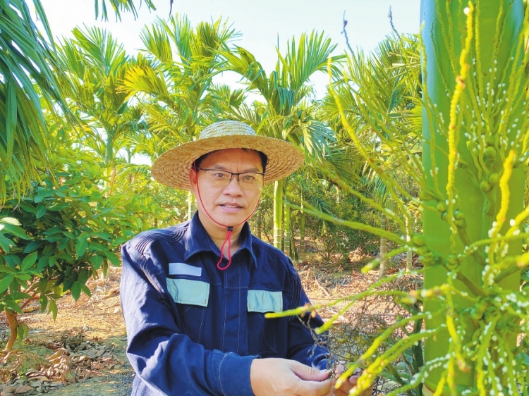 鄭慶煌：以水為墨繪就水美鄉村新畫卷