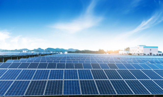 提高利用效率,優(yōu)化資源配置,光伏助力工業(yè)領(lǐng)域碳減排