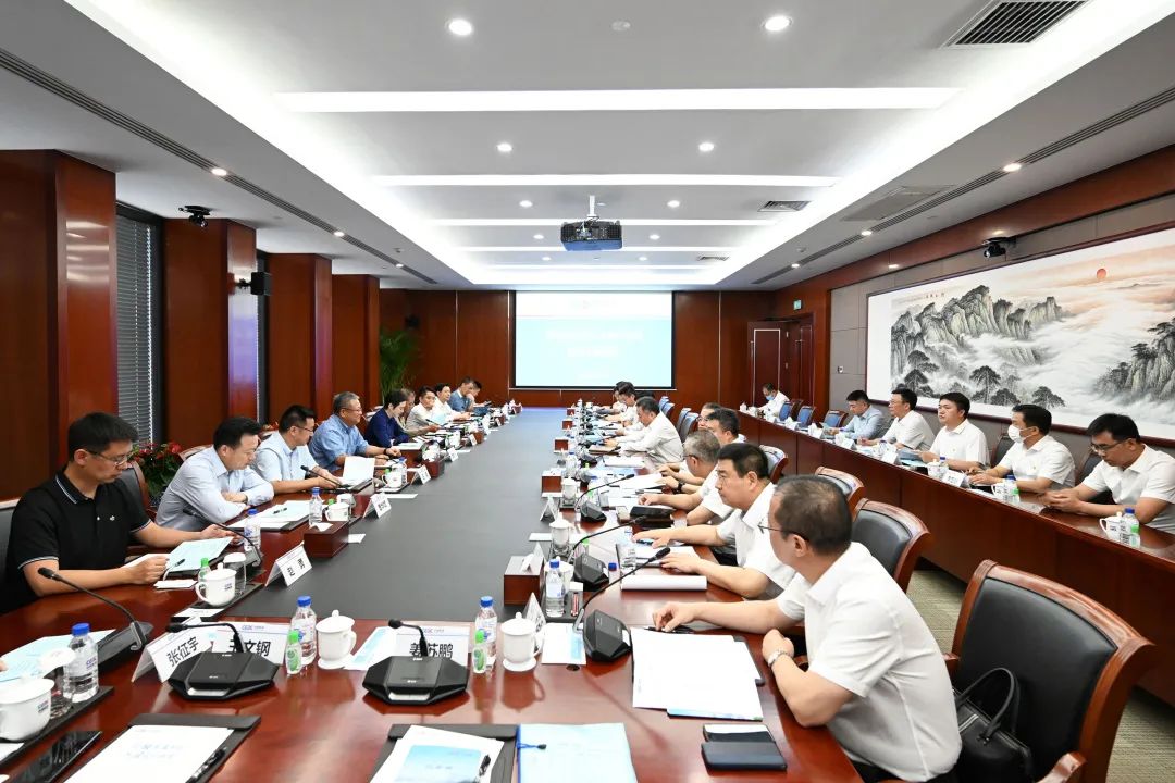 宋海良與英才企業代表團座談交流