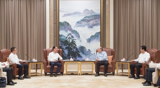 中國(guó)電建集團(tuán)公司黨委書(shū)記、董事長(zhǎng)丁焰章拜會(huì)福建省委書(shū)記尹力、省長(zhǎng)趙龍