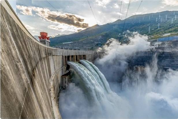 白鶴灘水電站第14臺機組投產發電