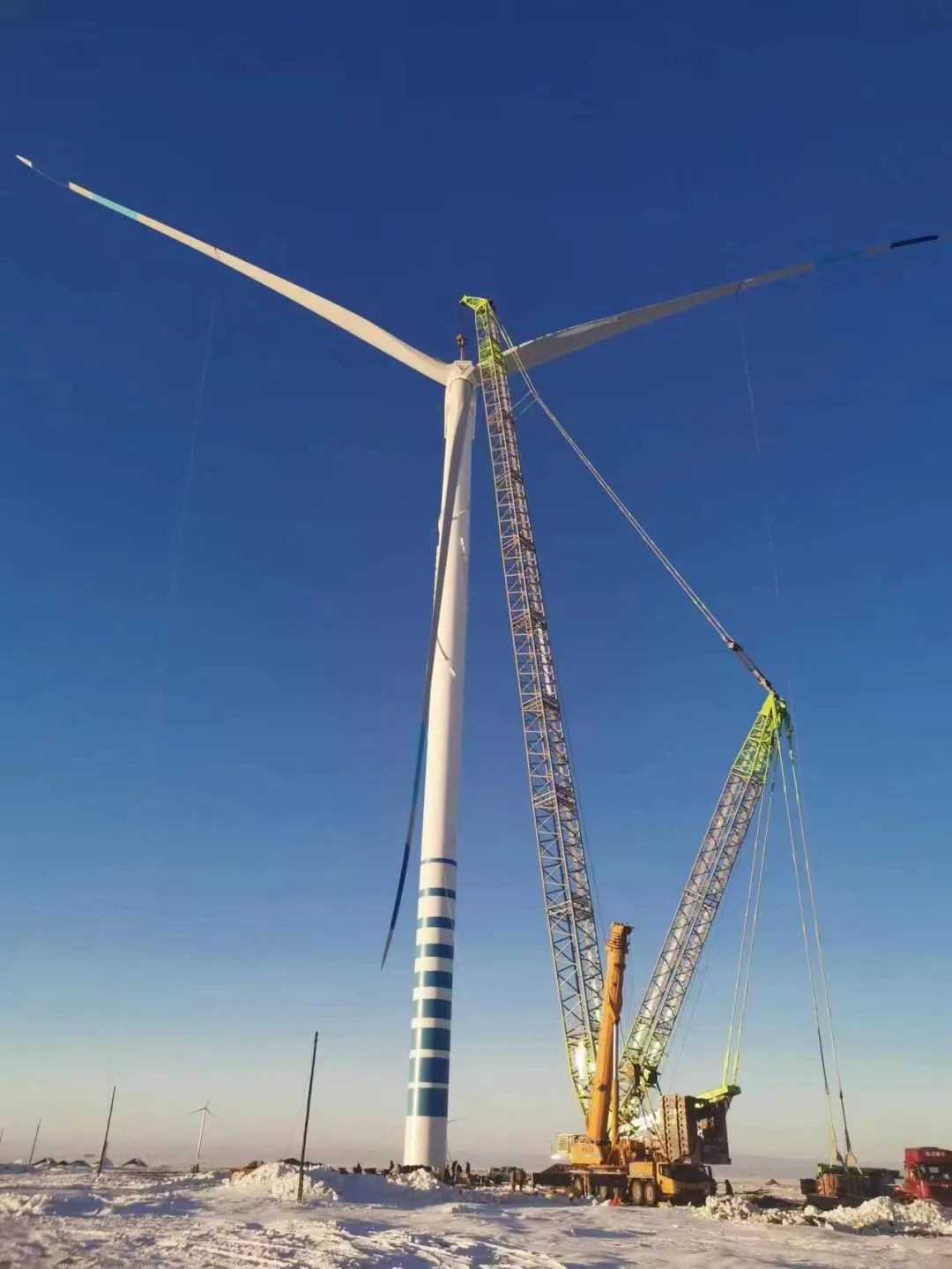 國務院穩住經濟大盤督導和服務工作組調度華電新疆區域新能源基地項目建設