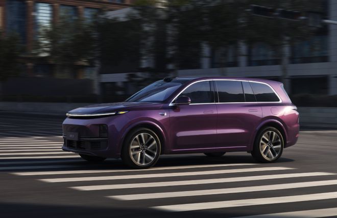 理想的示范:新能源汽車如何超越燃油車