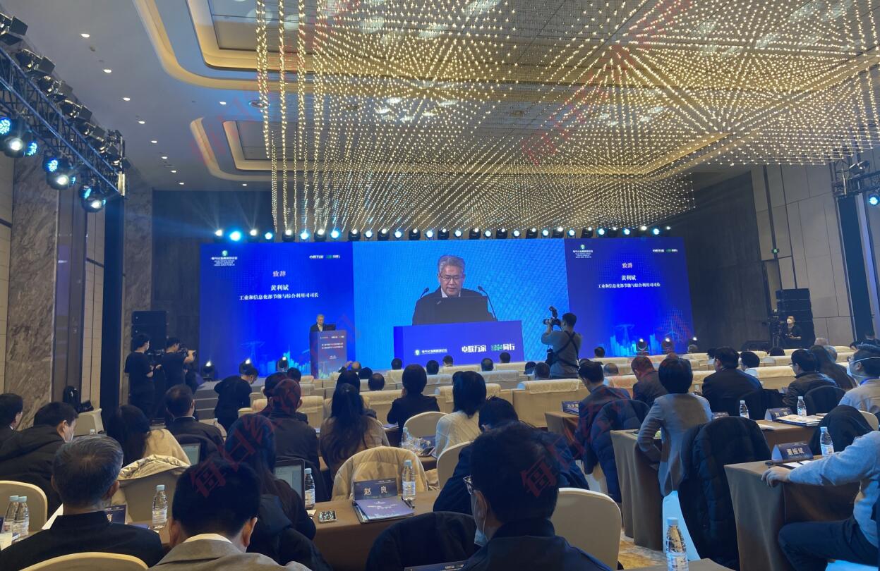 電氣化已成綠色低碳轉型重要路徑,預計到2025年電能占終端能源消費比重達30%左右