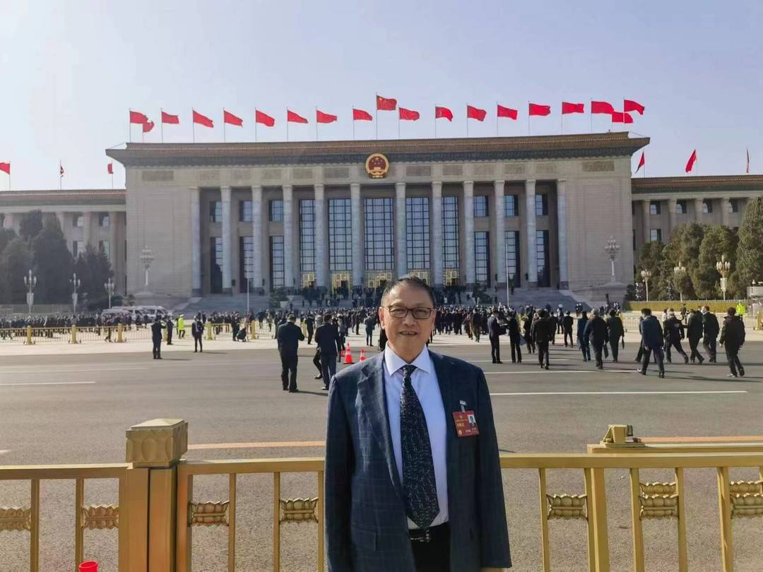 【兩會(huì)好聲音】全國(guó)政協(xié)委員何文輝:推廣新能源汽車(chē)換電模式,加速高質(zhì)量發(fā)展