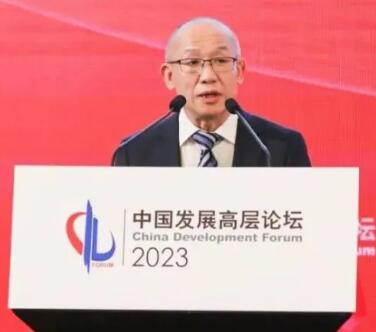 高世楫:發(fā)展可再生能源有利于改善全球能源供應(yīng)和安全