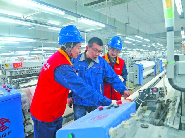 國網新疆伊犁供電公司服務紡織產業園區用電