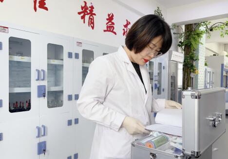 劉東月:堅守初心綻芳華 電力巾幗展風采