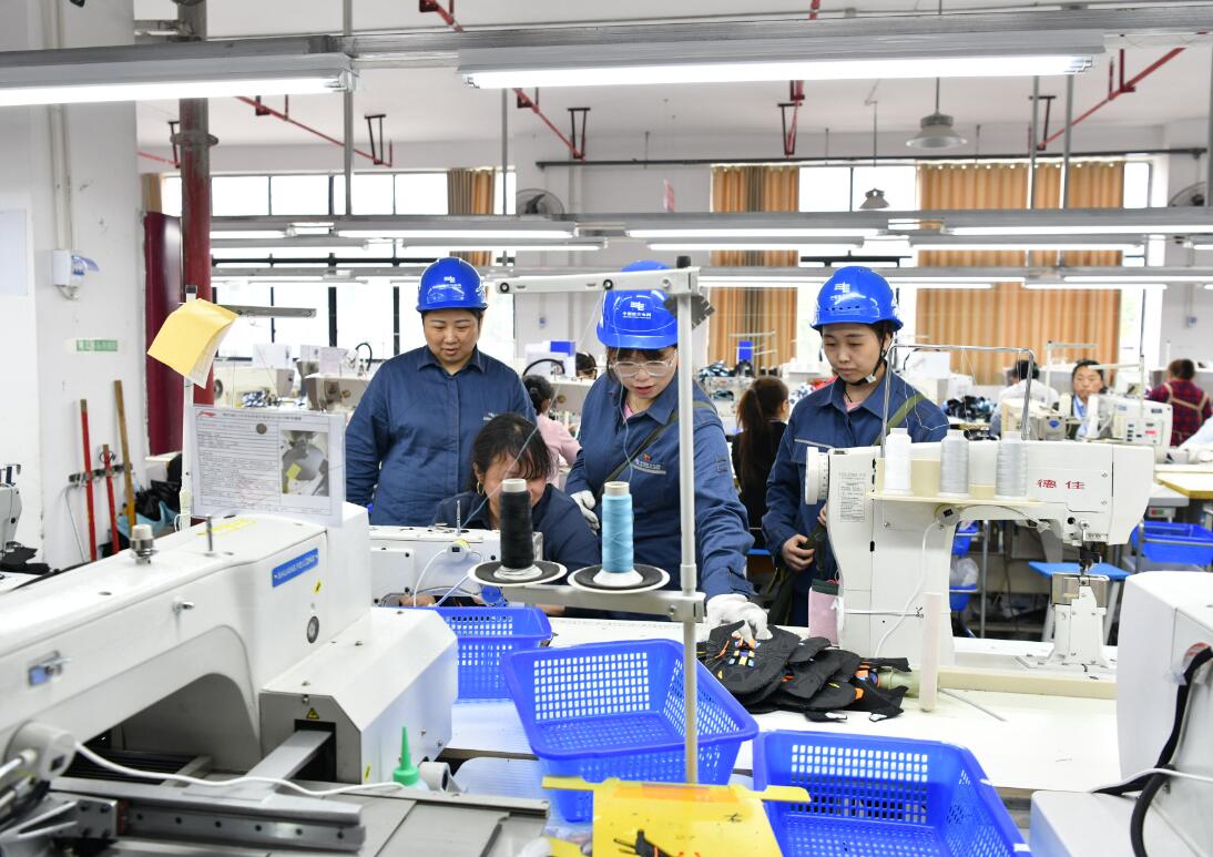 儺鄉女子電力服務隊:當好“電管家” 助企降本增效