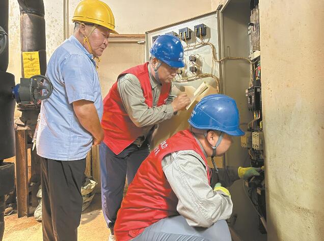 冀北北戴河新區供電中心幫助客戶排除用電故障