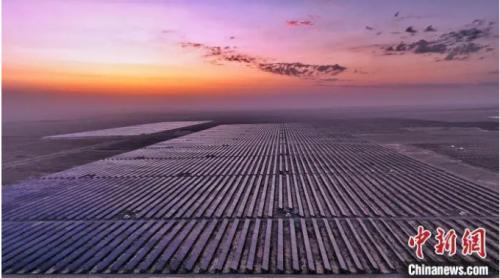 中國能建建成西北首個光、儲、氫、熱一體化項目!