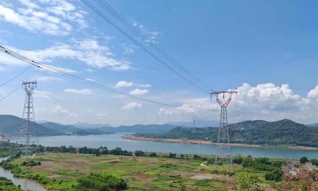 粵港澳大灣區500千伏外環西段工程建成投產