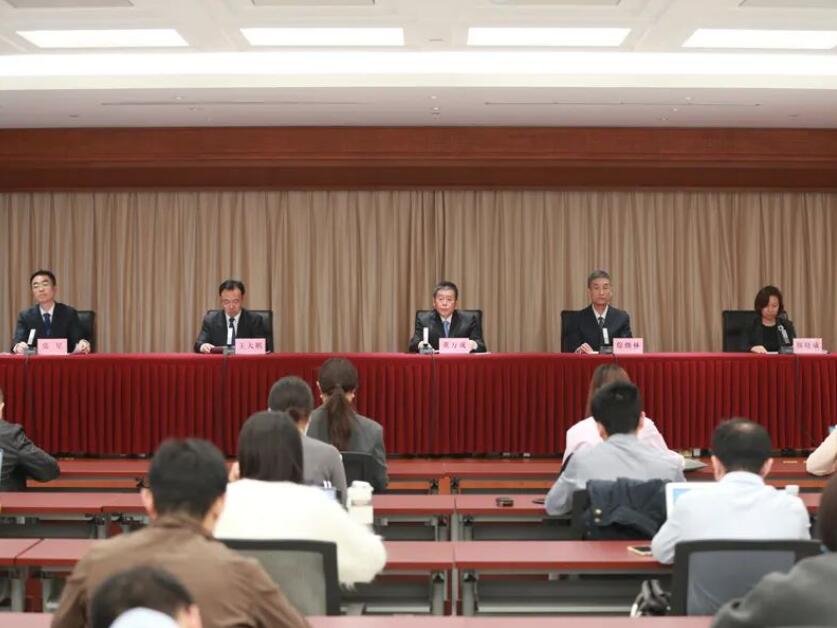 國家能源局:2023年前三季度光伏發電累計裝機突破5.2億千瓦