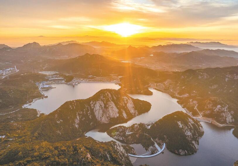 牢記殷殷囑托 譜寫奮進篇章:國家電網(wǎng)公司推進“一體四翼”高質(zhì)量發(fā)展