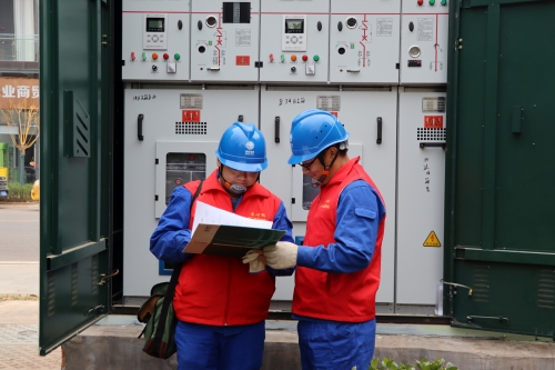 國網會理市供電公司:元旦“不打烊” 保供在路上