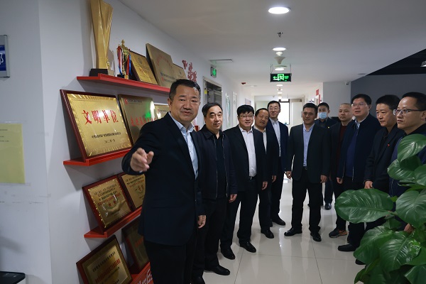 節后第一個工作日 朱利明親切看望慰問大唐環境本部及基層企業干部員工