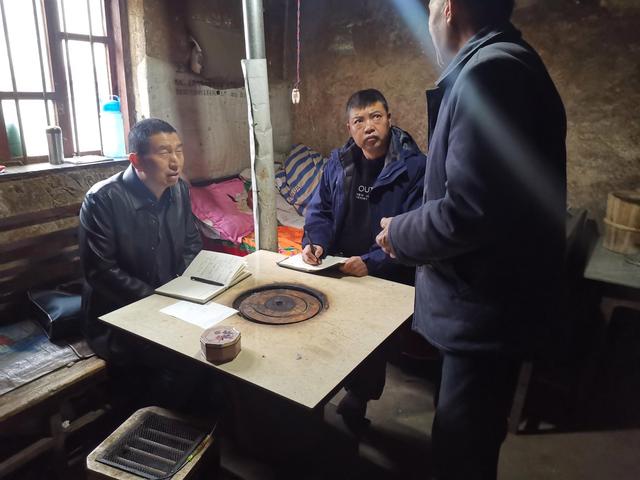 貴州畢節市郊供電局放珠供電所做實服務客戶助力鄉村振興