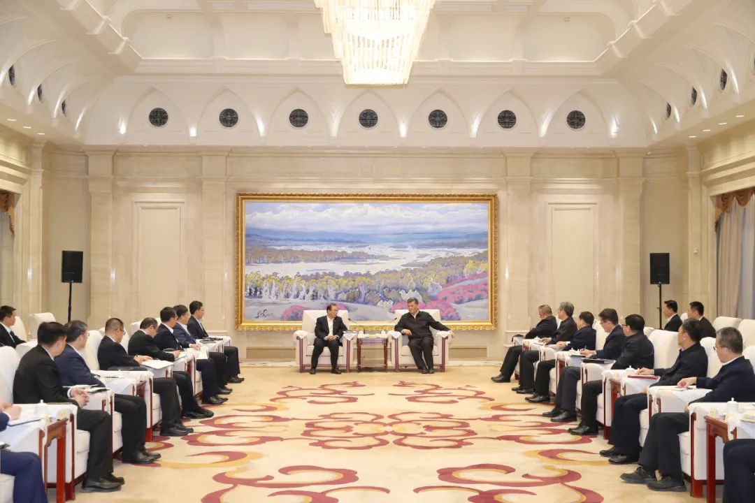 華電集團黨組書記、董事長江毅拜會新疆維吾爾自治區主要領導