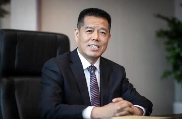 加快推動傳統煤炭企業向新能源企業轉型發展——訪全國人大代表，山東能源集團黨委書記、董事長 李偉