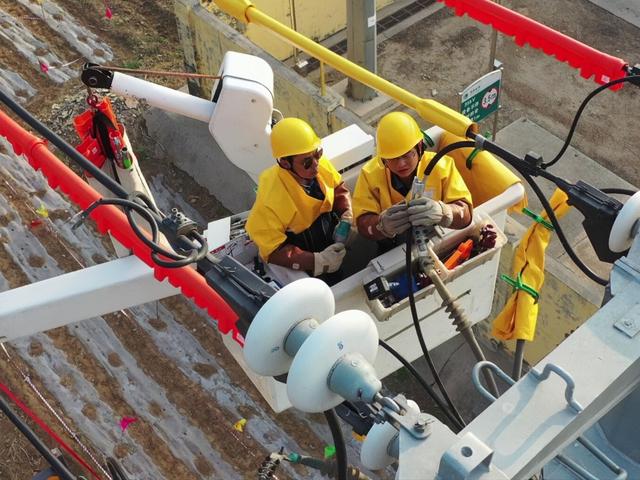 河北深州:合解環倒負荷 保障可靠供電