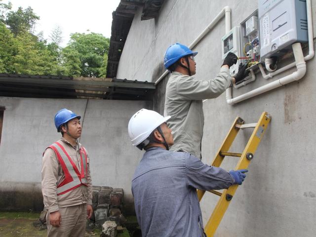國網政和縣供電公司:電能煥新鄉村貌 線路治理譜華章