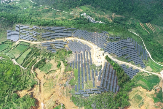 廣西德保鄉村振興分布式光伏發電項目首并成功