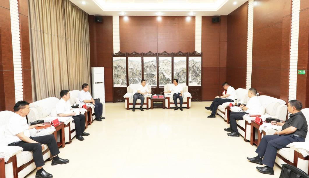 貴州發耳發電公司系統傳達學習李奕與六盤水市委書記張定超、市長李巍座談會精神