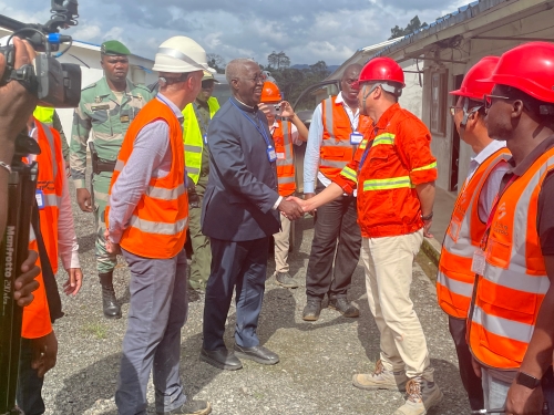 加蓬金克萊下游水電站工程施工目標直指年底實現二期轉流