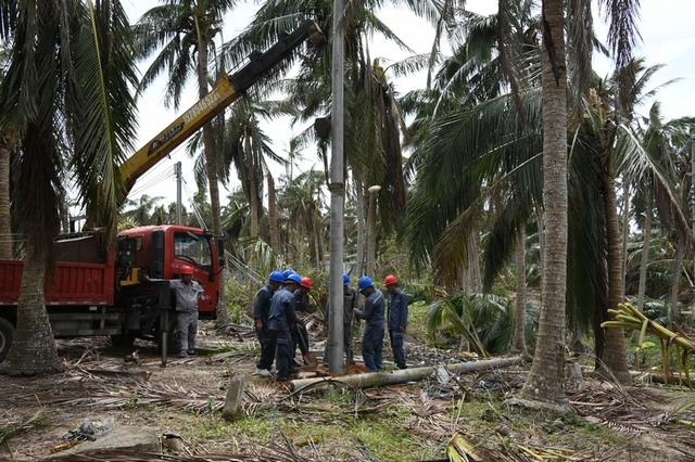 貴州興義供電局完成海南10千伏紅山海線山紫變壓器臺區搶修