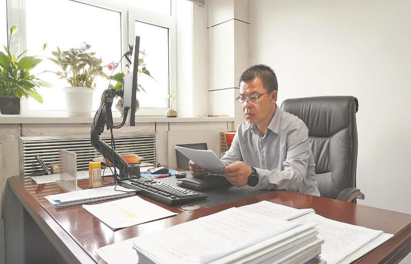 張忠鋒：為三江源頭百姓富裕、生態美好探索奔忙