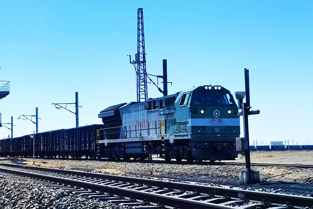 新疆能源“疆煤出區”銷量創歷史新高