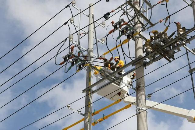 青海電網實現(xiàn)配網不停電作業(yè)全域覆蓋