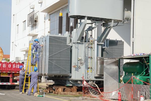 廣西欽州供電局加快推進鄉鎮電網升級改造 迎峰度冬有保障