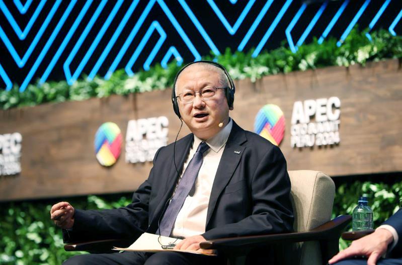 隆基李振國：光伏技術助推全球能源轉型及礦業綠色發展