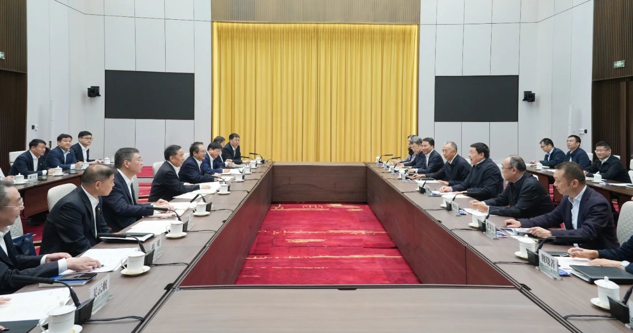 中國能建黨委書記、董事長宋海良與國家電網董事長、黨組書記張智剛會談