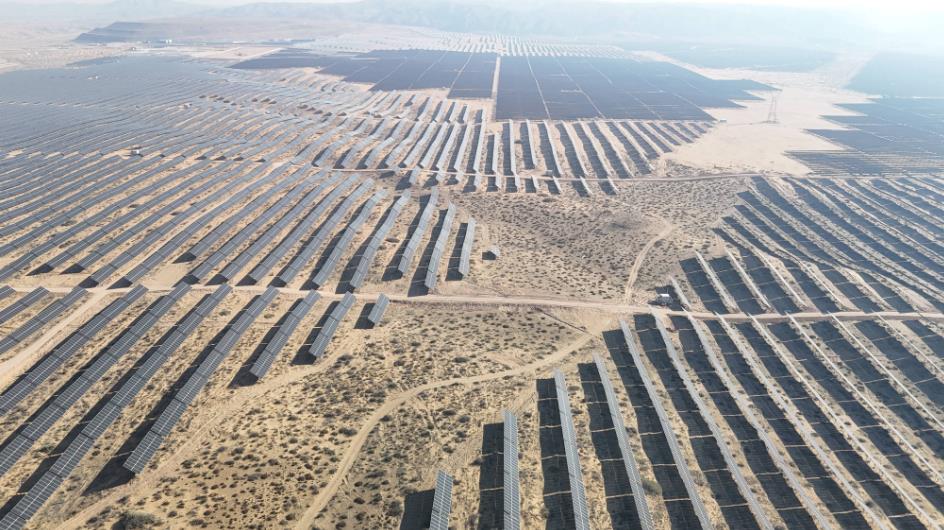 內蒙古君正新能源項目全容量并網發電