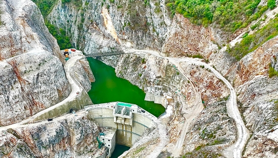 波黑優樂高水電站首臺機組并網發電