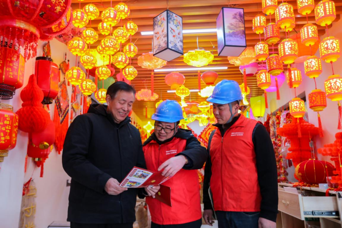 國網焦作供電公司優化營商環境 服務年貨市場