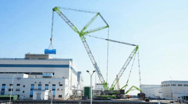 全國首例:中國秦山核電秦二廠2號(hào)機(jī)組發(fā)電機(jī)定子更換就位